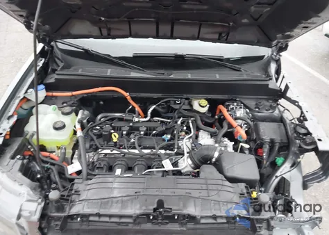 2025 Ford Maverick Xlt из США, поврежденный, VIN 3FTTW8H34SRB24753